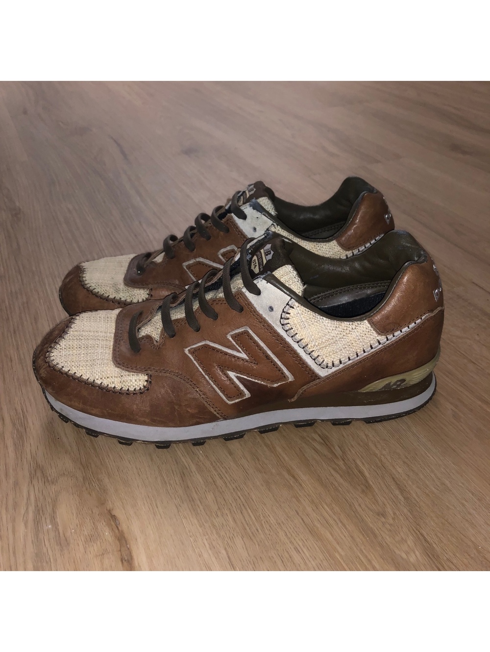 NEW BALANCE 574 LIMITED EDITION SAMPLE BROWN LEATHER BURLAP MENS 11 2E WIDE SHOE